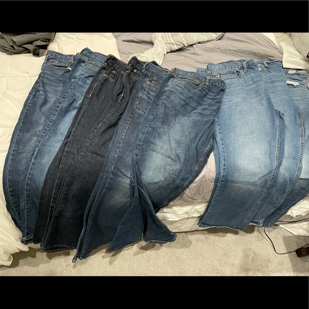 Lot of 9 pairs of old navy jeans